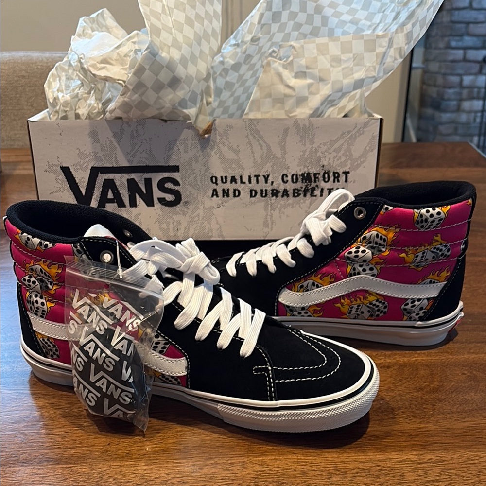 Vans Fuchsia Fedora Sk8-Hi Sneakers Men’s 10.0 NWT